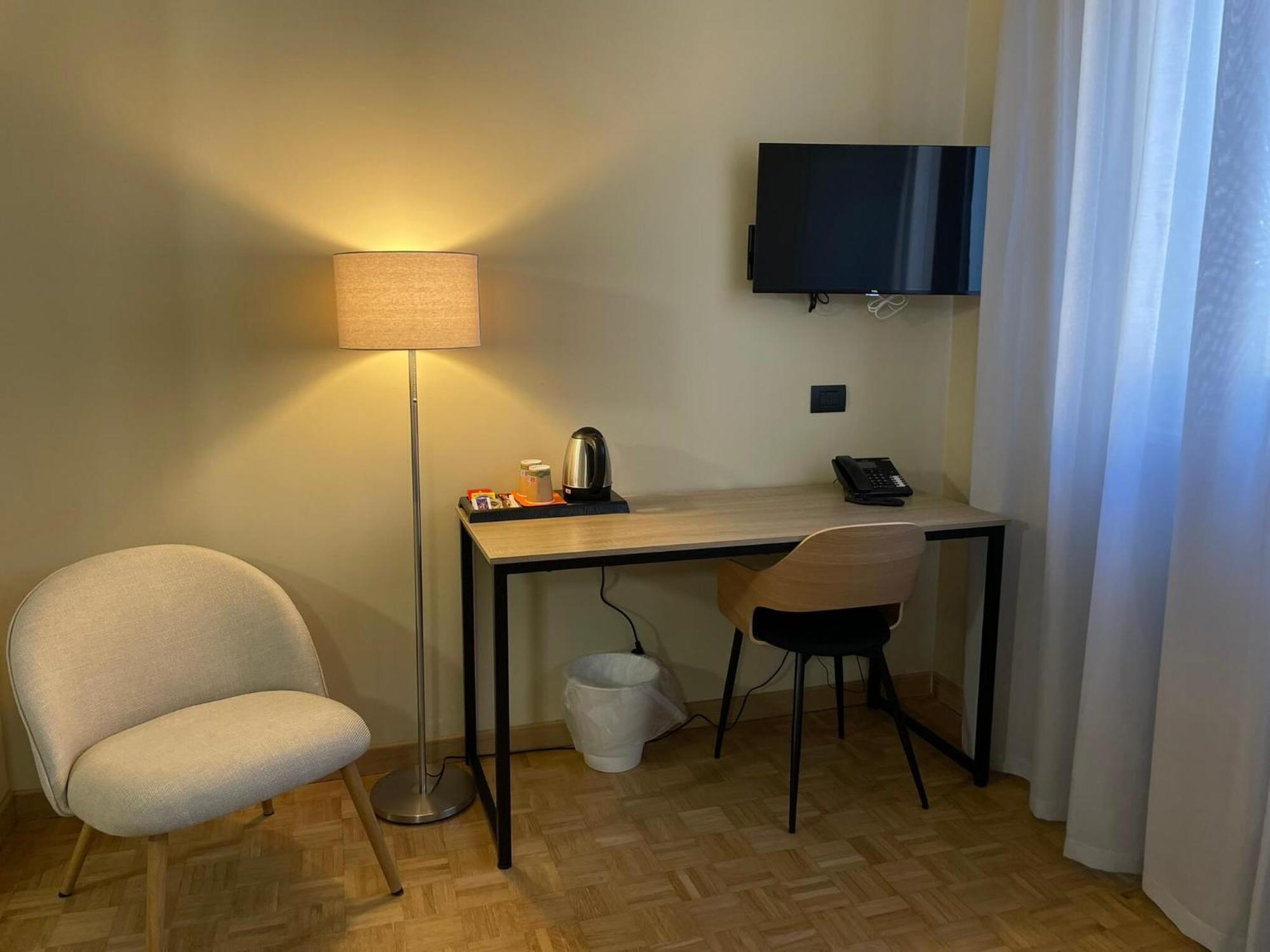 La Galleria Guest house *
