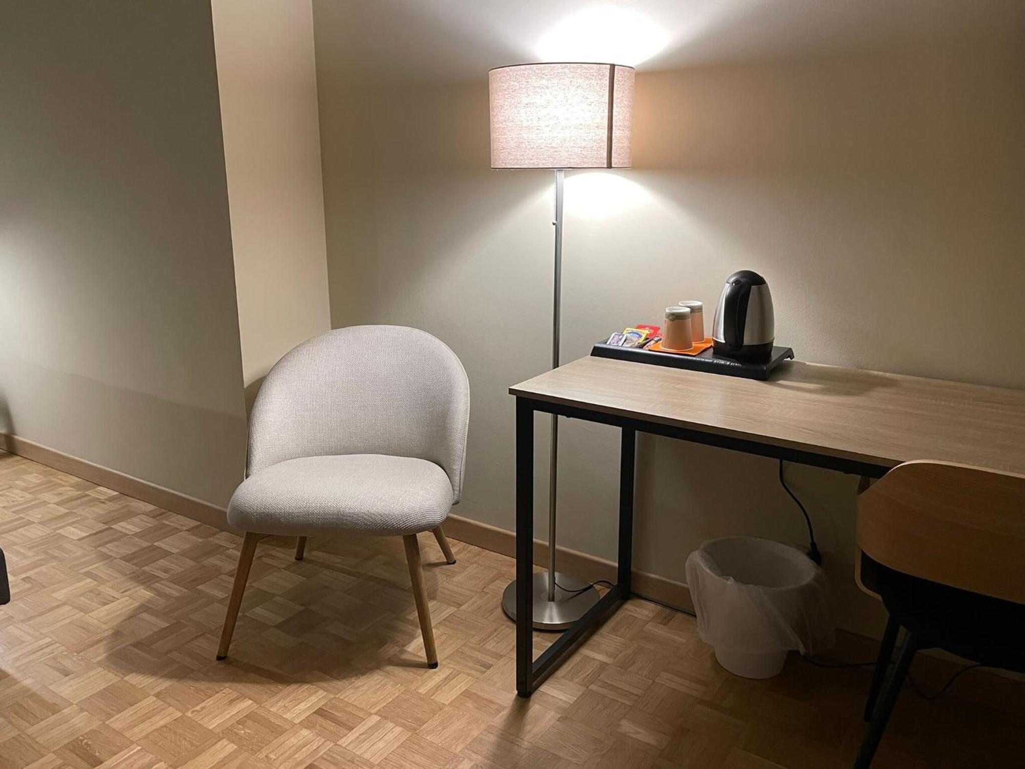 La Galleria Guest house *