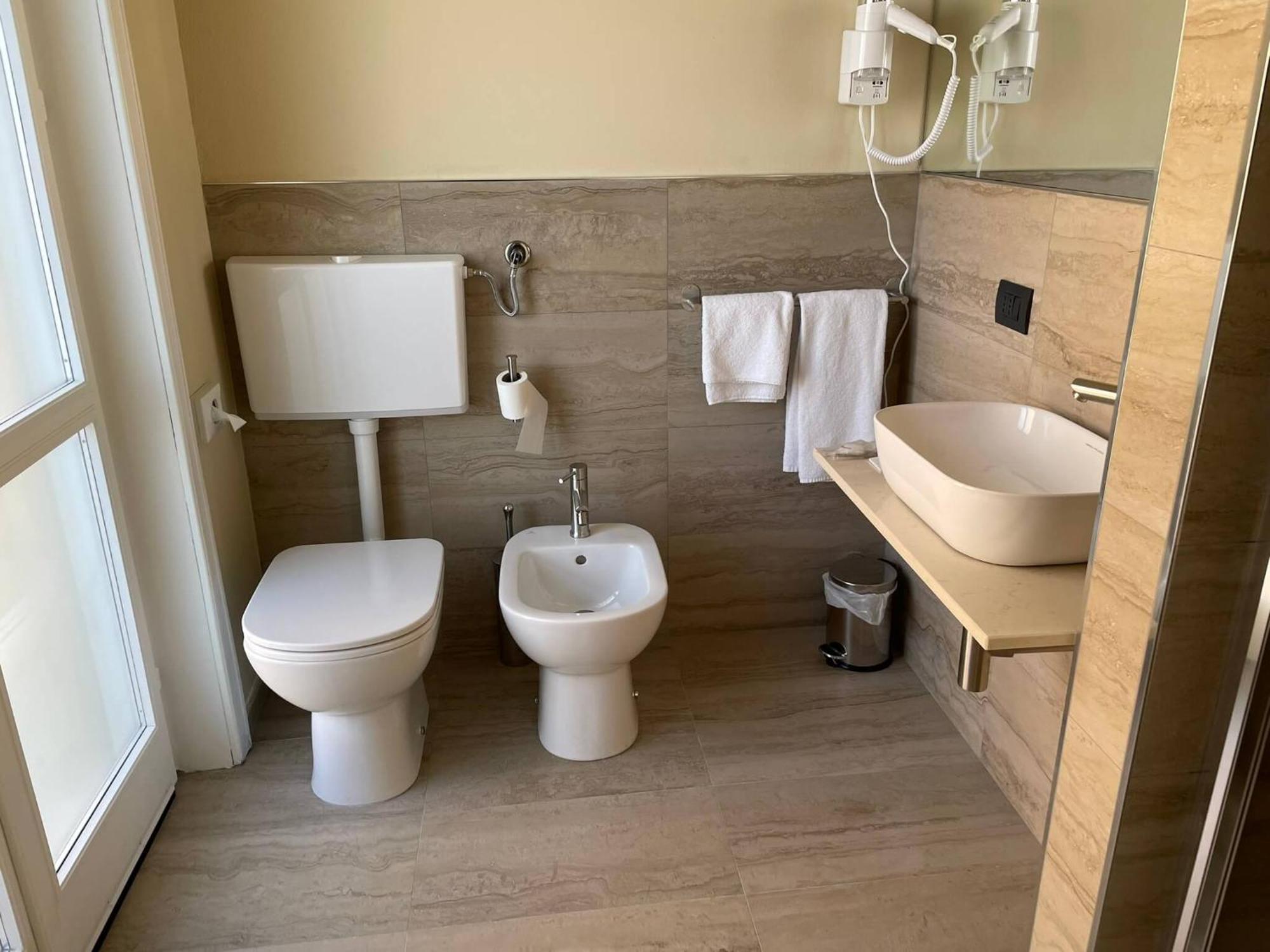 La Galleria Guest house Parma