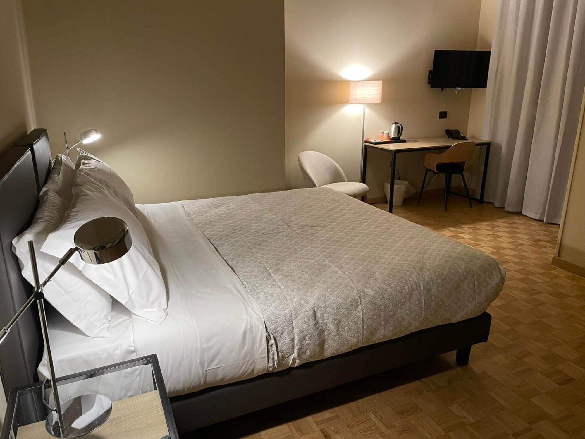 La Galleria Guest house Parma