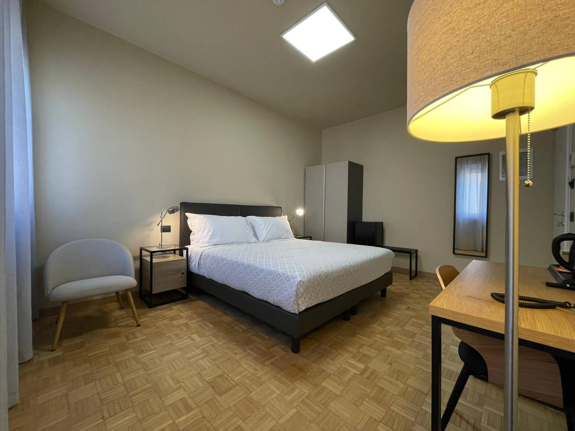 Guest house La Galleria Parma