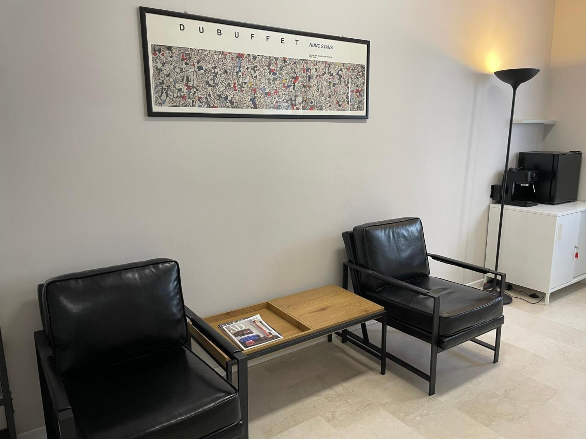 La Galleria Guest house